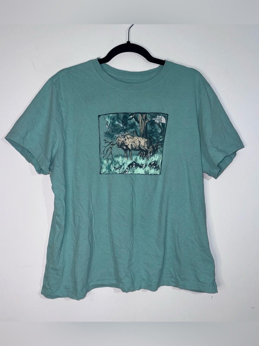 The North Face Women's XL Sage Green Moose Wildlife Graphic T-Shirt Outdoorsy